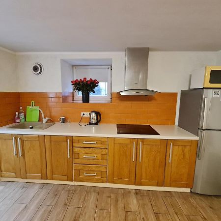 Appartamento Студіо На Кoновальця Leopoli Esterno foto