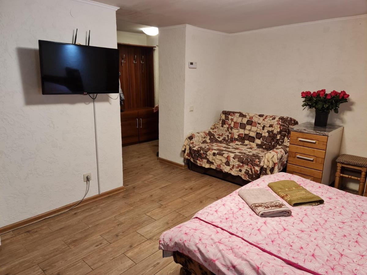 Appartamento Студіо На Кoновальця Leopoli Esterno foto